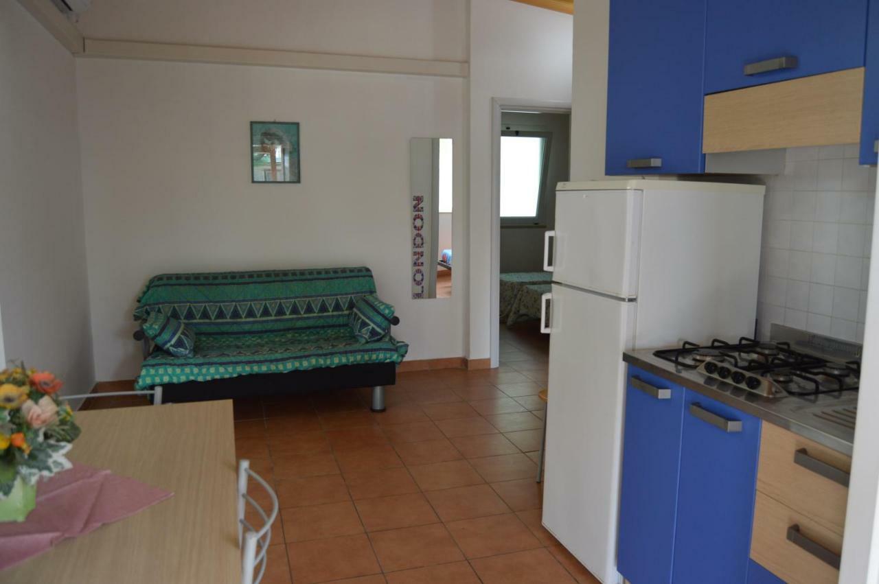 Camping Tre Archi Lido di Fermo Exteriör bild