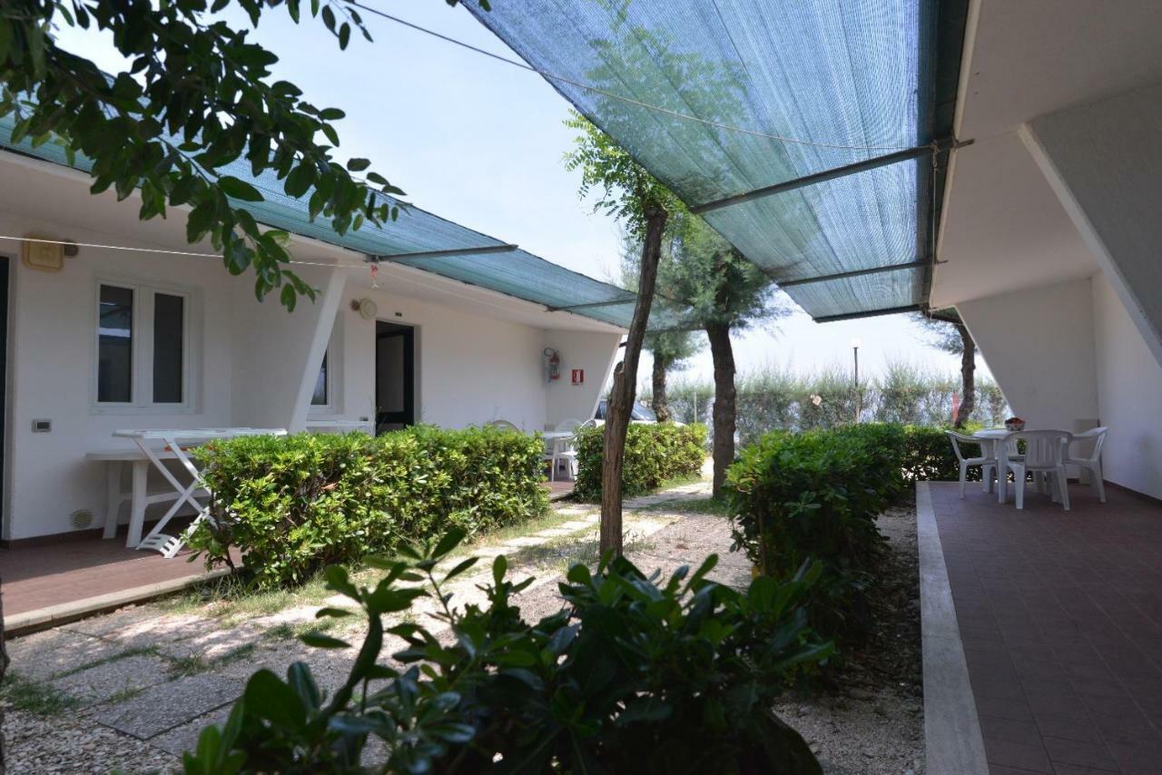 Camping Tre Archi Lido di Fermo Exteriör bild